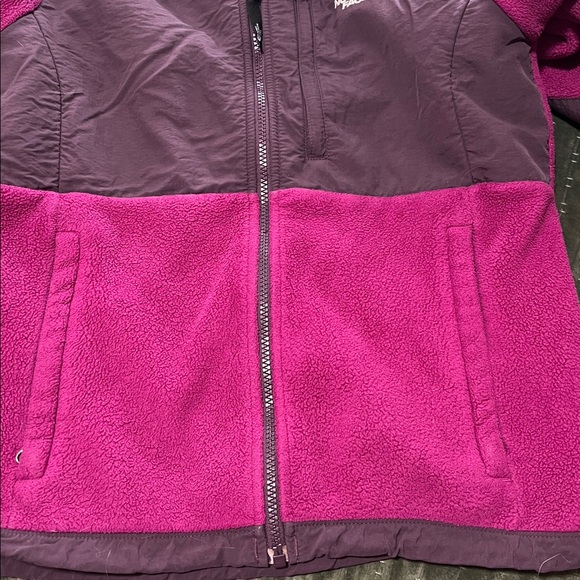 The North Face Women's Magenta and Purple Fleece Jacket med - Picture 8 of 13